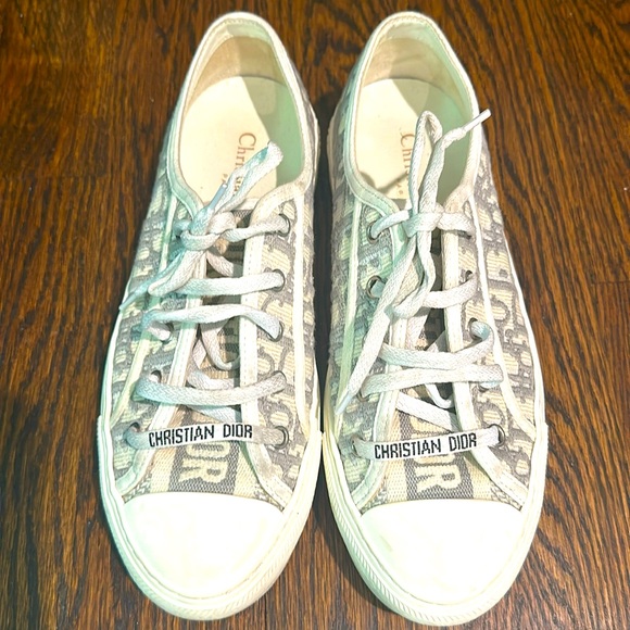Christian Dior Paris Walk ‘N’ Dior sneaker colors grey and white - Picture 1 of 6
